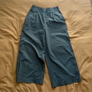 Quince Women’s Performance Tech Wide Leg Pant